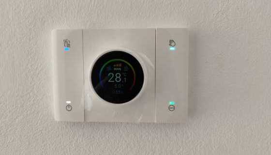 Installazione Domus T44 Cronotermostato WiFi Smart Connesso Rilevatore Umidità Ambiente