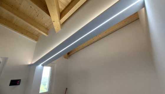 Illuminazione strip led appartamento